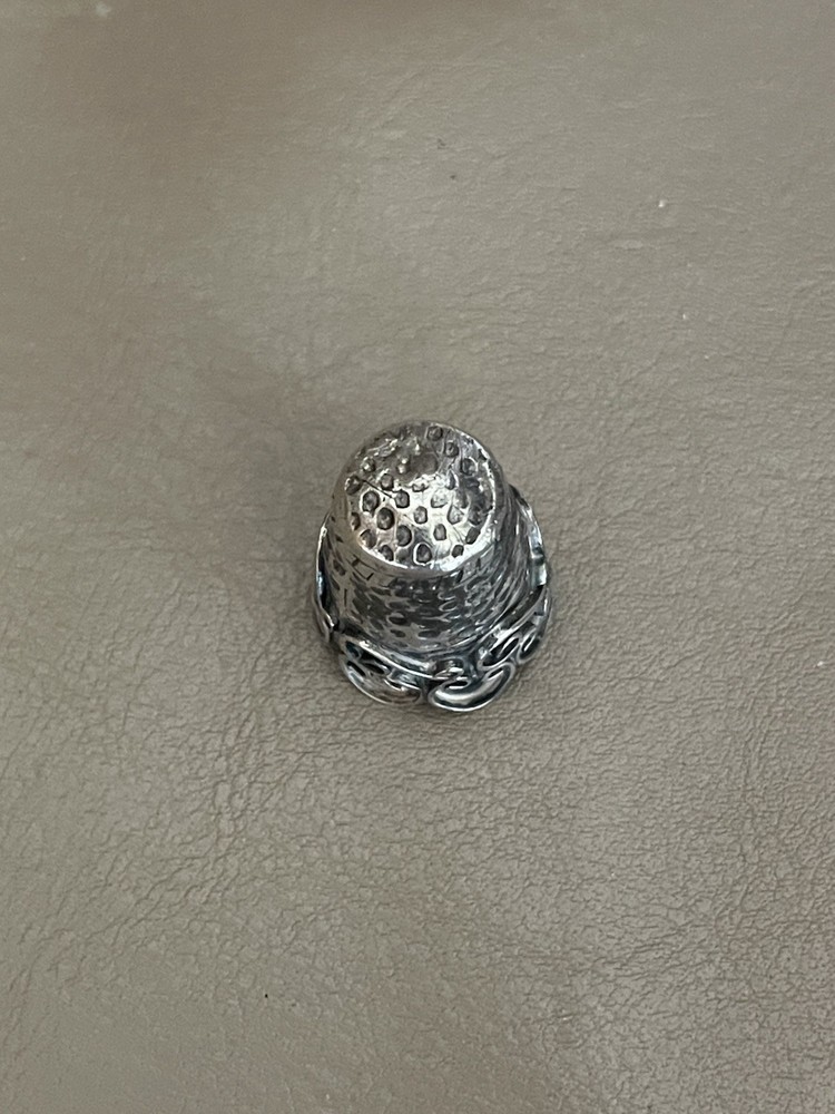 Vintage Sterling Silver Thimble (W22)