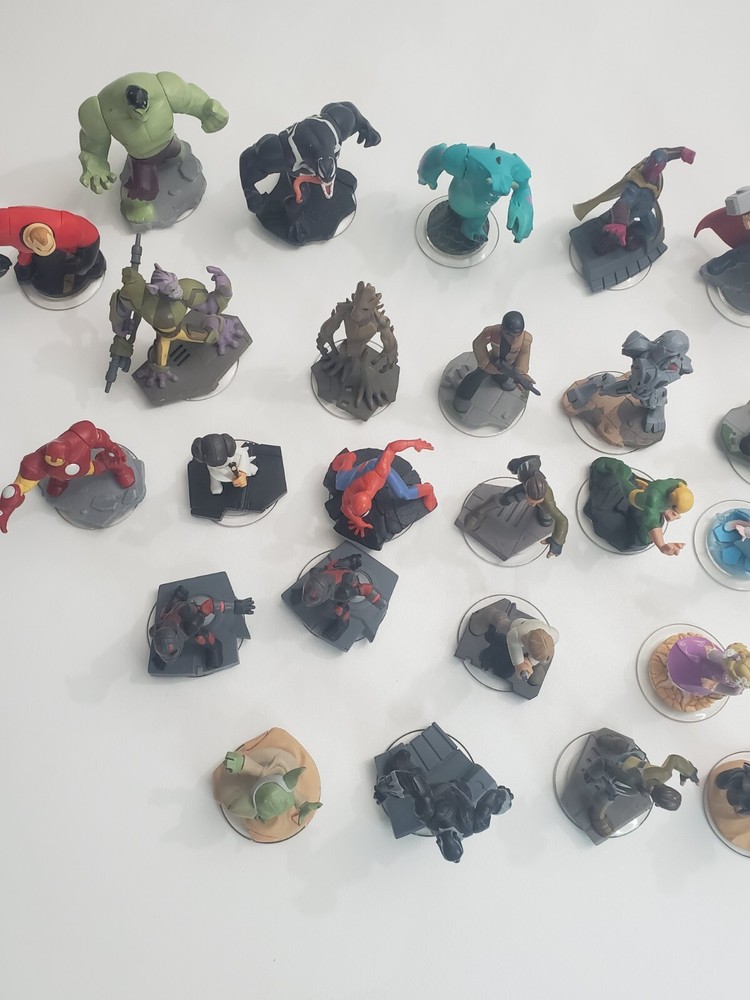 Disney Infinity Lot 29 Figures 2 Game Pads