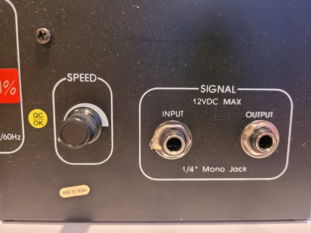 Lyte Quest Strobe Light w/ 17 Filters