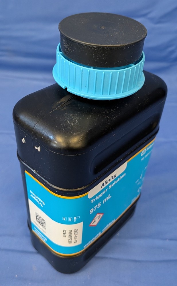 Abbott Alinity 975mL Trigger Solution P/N# 06P1170