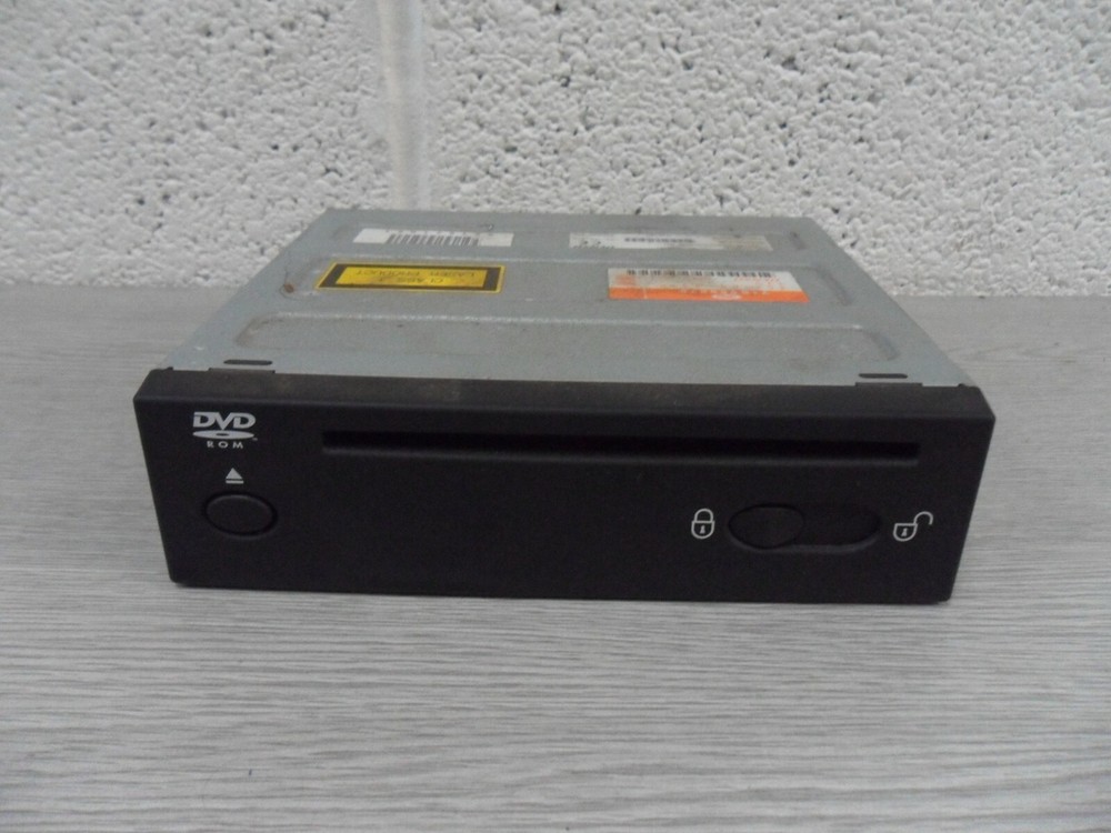 LAND ROVER DISCOVERY 3 DVD SAT NAVIGATION YIB500070
