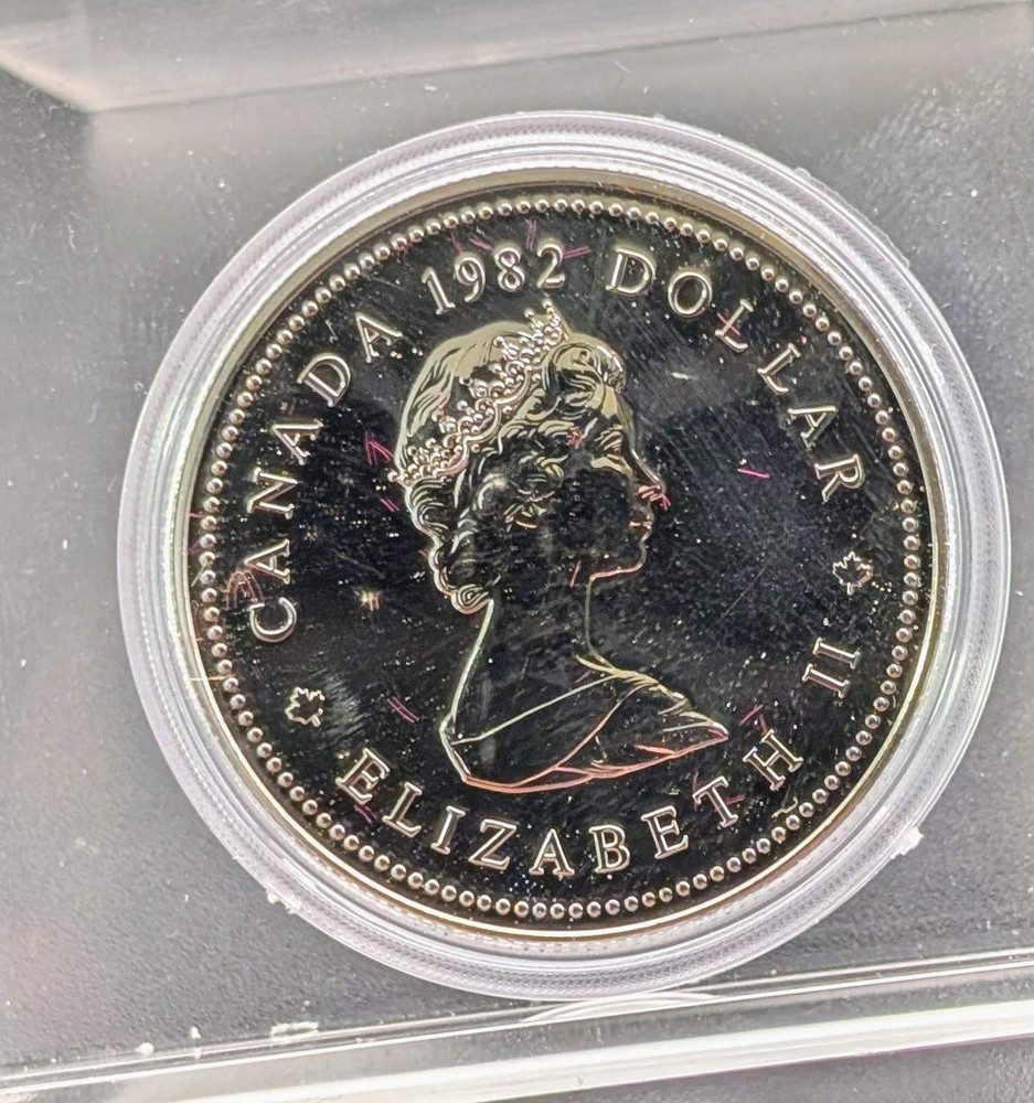 1982 Canada 1867 Confederation Constitution Dollar with Box BU