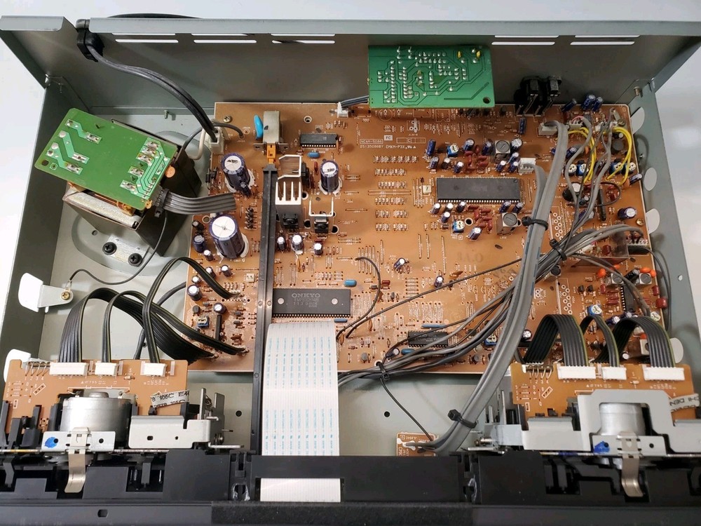 NAD 616 STEREO DOUBLE CASSETTE DECK, Read Description