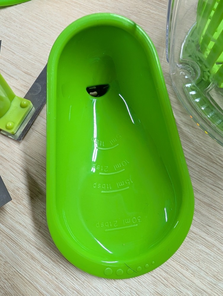 Tupperware Quick Chef Pro System Manual Food Processor Chopper Green