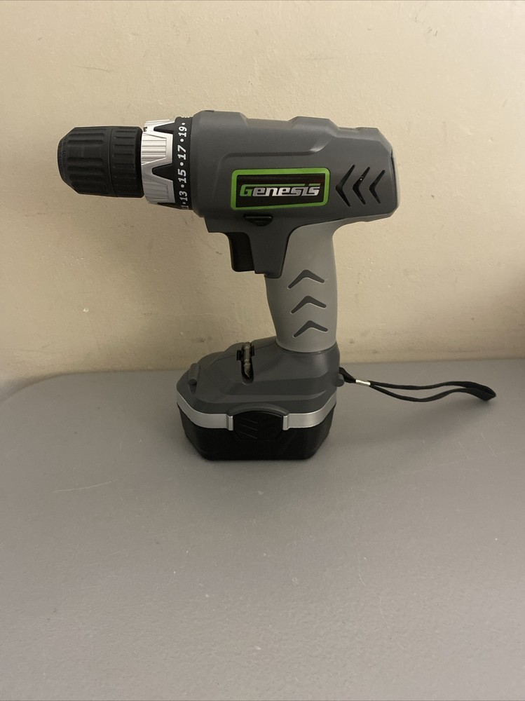 Genesis GCD18CP 18 Volt Cordless Variable Speed Drill/Driver W/ Battery