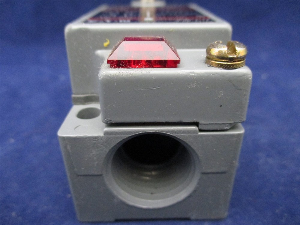 Cutler-Hammer E50BNR1 Limit Switch new