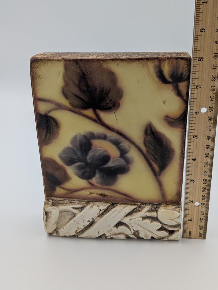 Sid Dickens T-239 Rococo Retired Memory Block Tile 2010