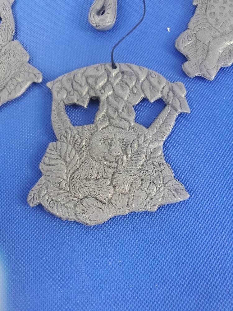 Vintage 1992 Carson Pewter Canopy Wind Chime Rain Monkey Turtles Giraffe Bear