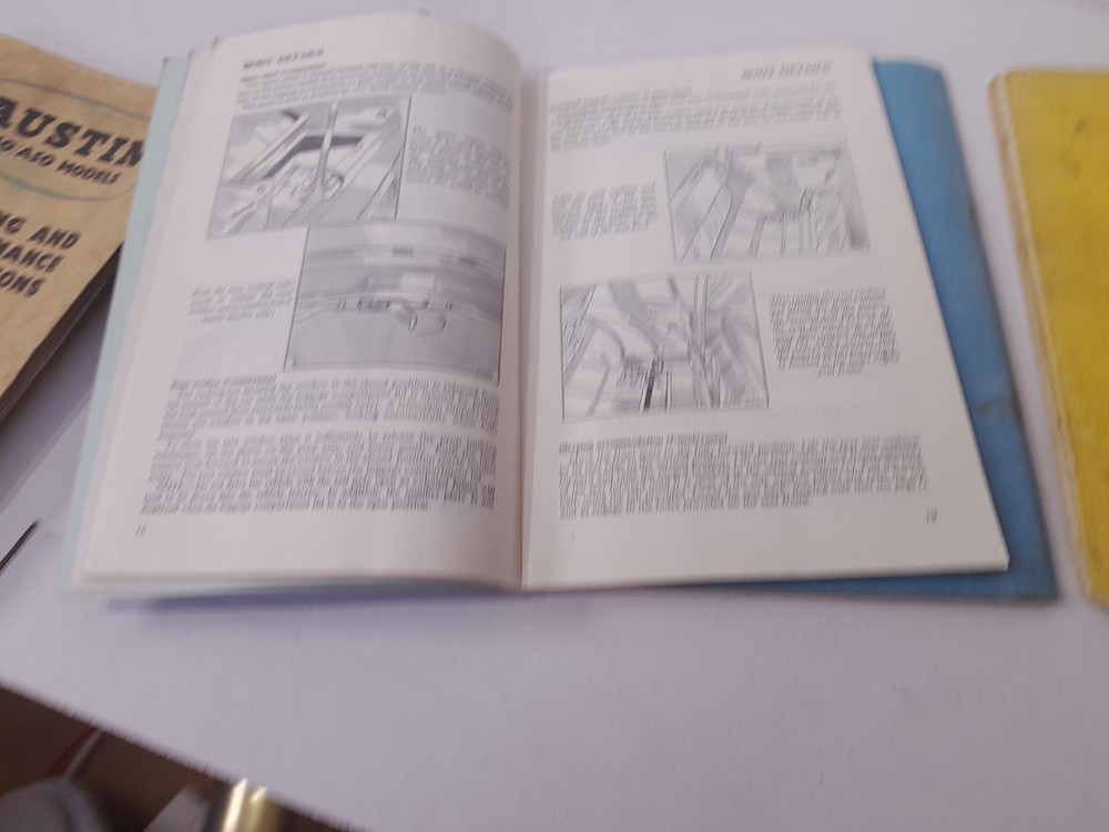 Vintage Austin Handbooks