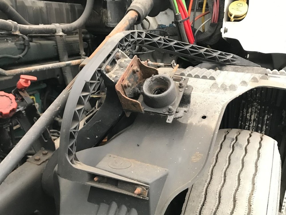 Volvo VNL Left/Driver Hood Rest - Used