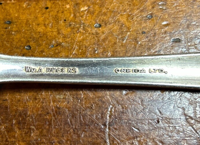 Wm.A rogers oneida ltd large serving fork