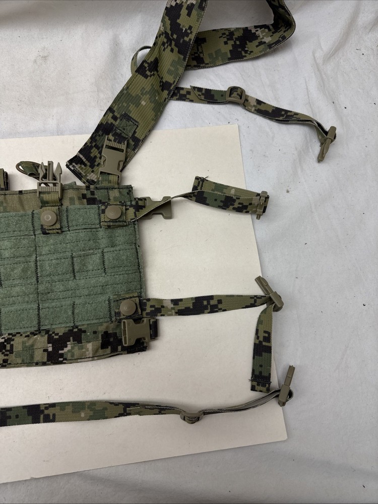 Eagle Industries AOR2 500D Low Vis Triple 4.6x30 Chest Rig V2 DEVGRU NSW