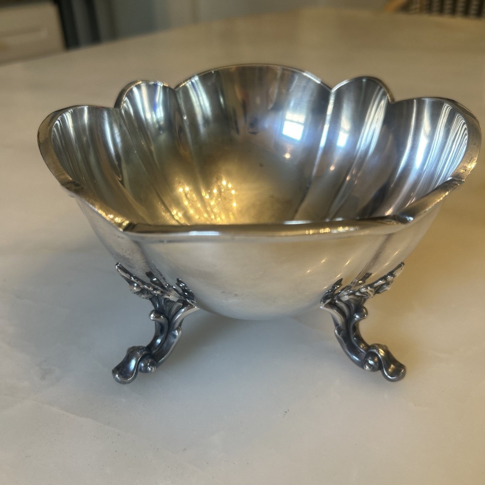 Reed & Barton Winthrop #1795 Silverplate Footed  Bowl