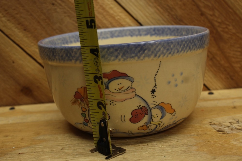 Vital Unit snowman bowl. very nice