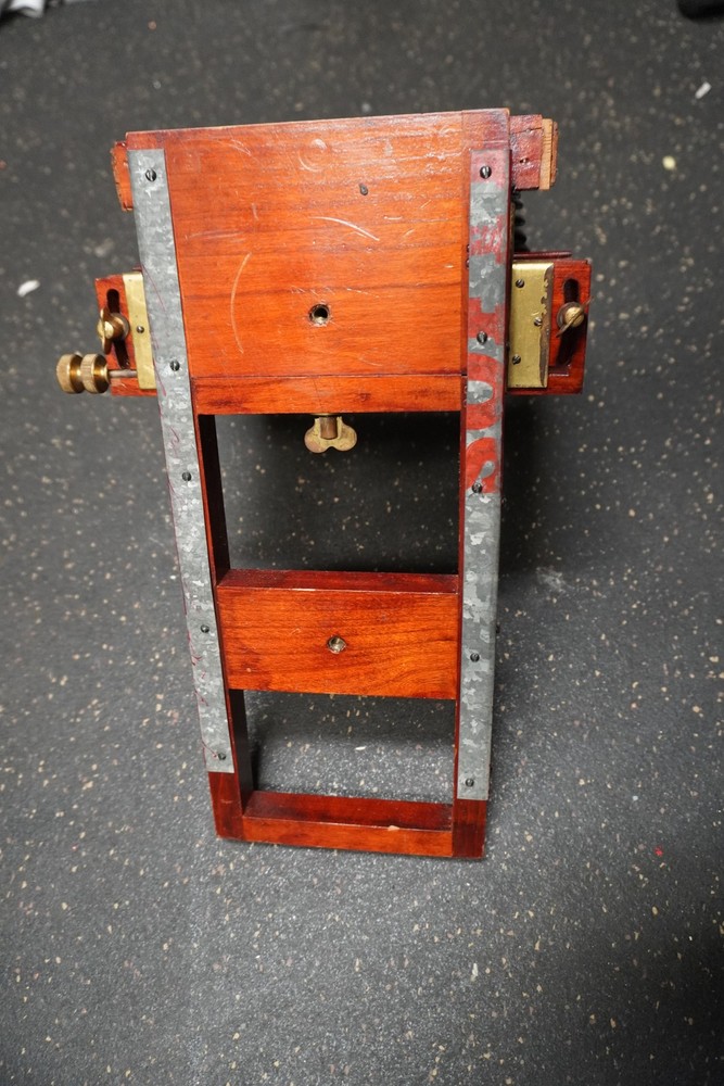 Seneca Camera Mfg Rochester Bellows Camera 5x7 Works