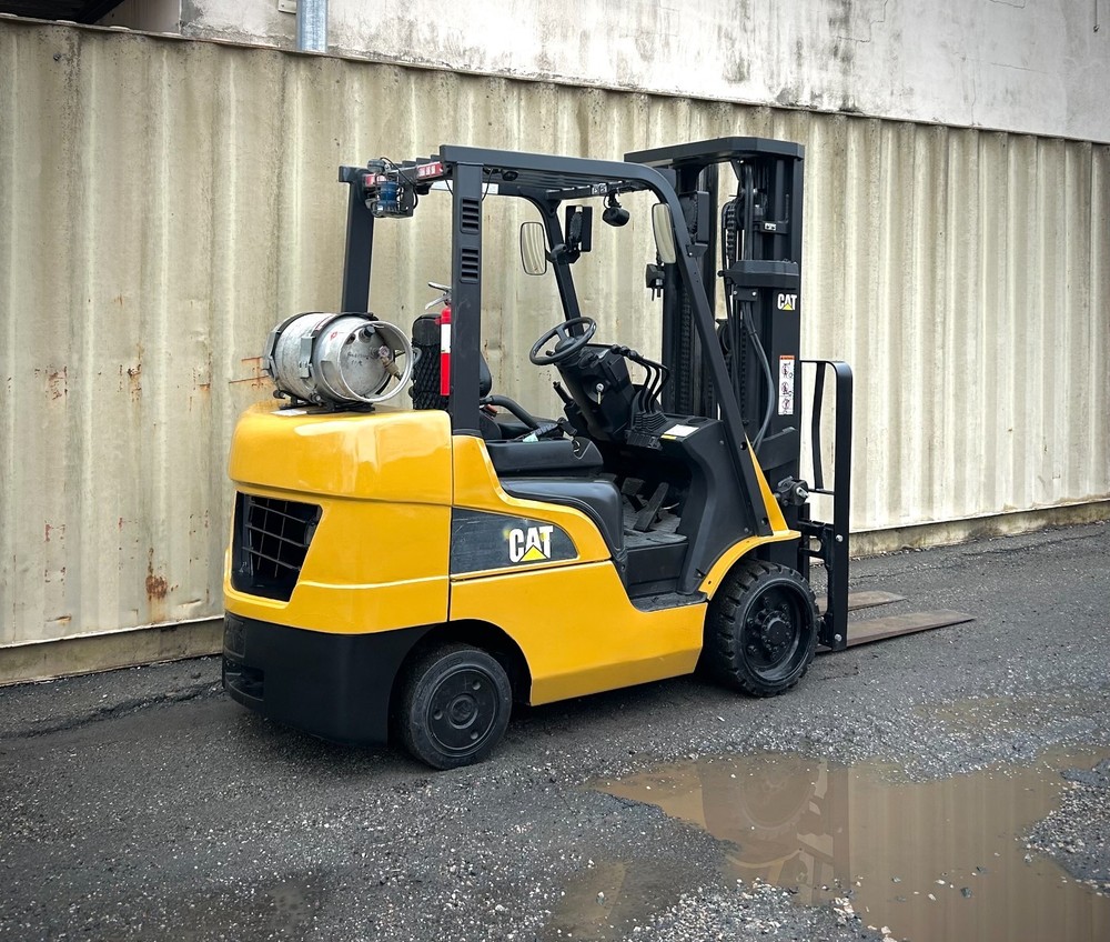 2020 CATERPILLAR 2C6000 FORKLIFT 6000 LBS
