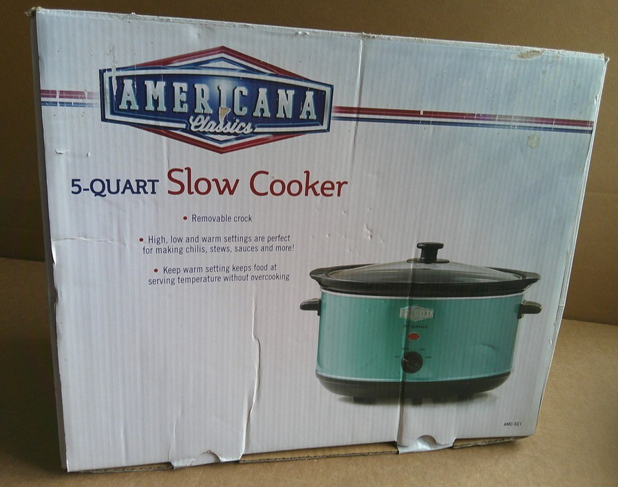 Americana Classics 5-Quart Slow Cooker NEW....Open Box