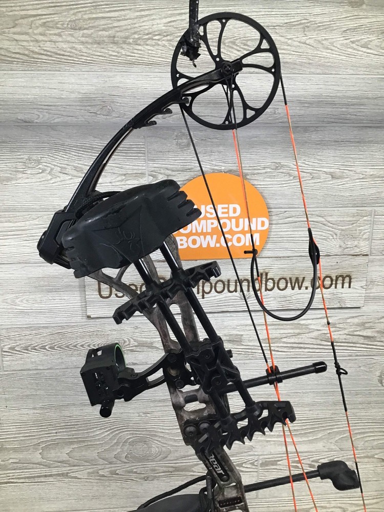 Bear Species Left Handed 50-60# Camo PKG
