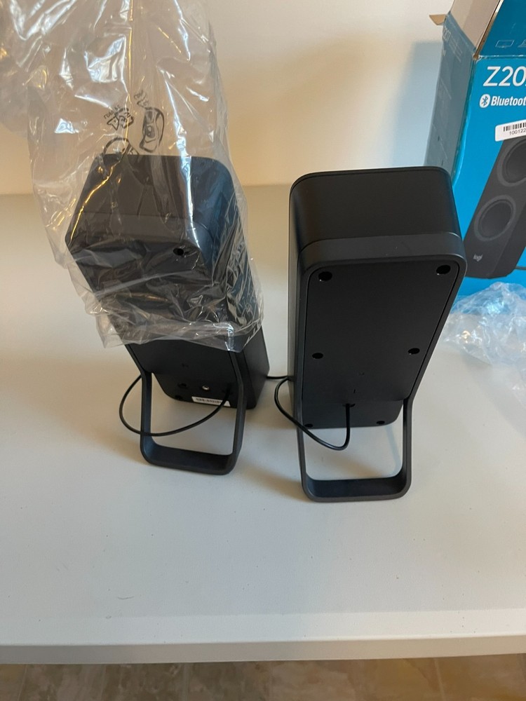 Logitech Z207 Bluetooth Speaker - Black