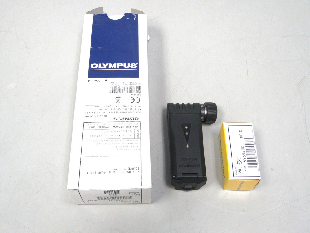 OLYMPUS MAJ-922 Portable light source (New Open Box)