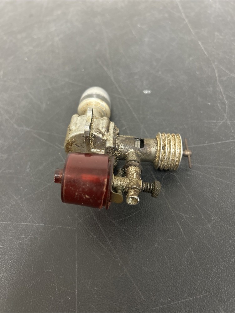 E.D 2.cc DIESEL MODEL AIRPLANE ENGINE M11