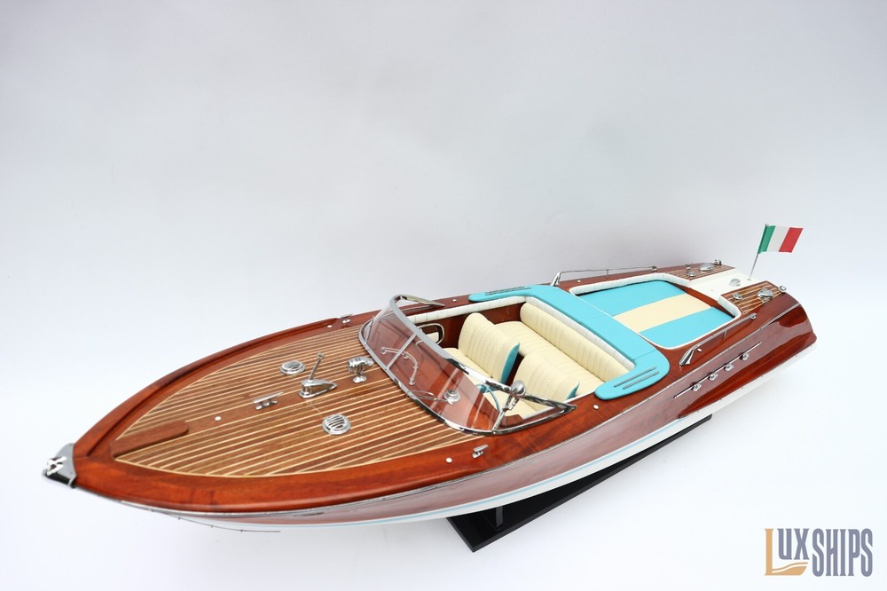 Super Riva Lamborghini Model Ship