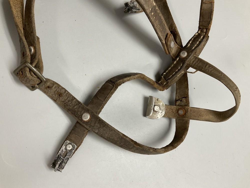 WWII German Helmat Carrier bb162