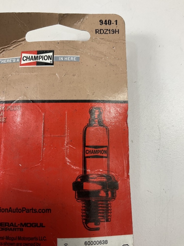 Champion RDZ19H / 940-1 Small Engine Spark Plug
