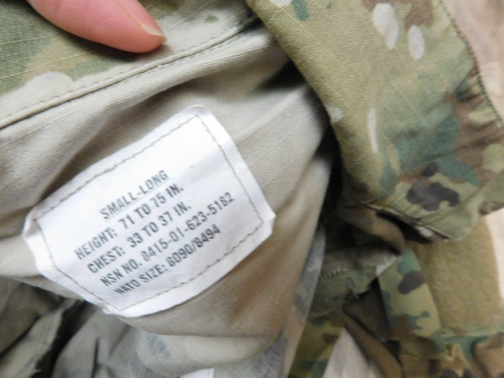 US ARMY OCP COAT SZ SMALL - LONG