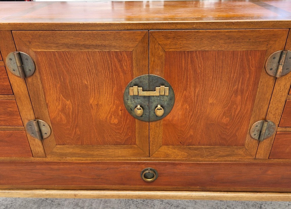 Edward Wormley for Dunbar Sideboard Bar 1950s