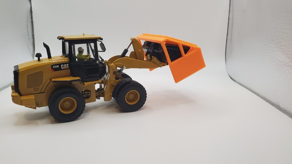Custom 1/50 Scale Large Rock Grizzly in Orange