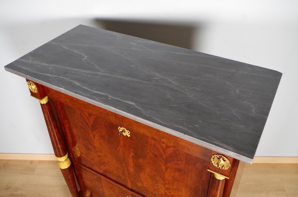 Empire Era Secretary