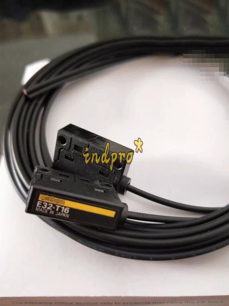 Fiber Optic Opposing E32-T16 High Precision Rectangular Sensor E32 T16