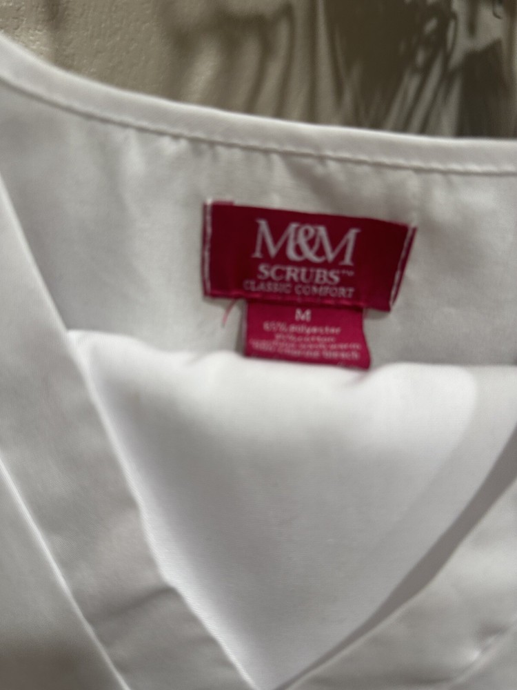 M&m scrub set women medium