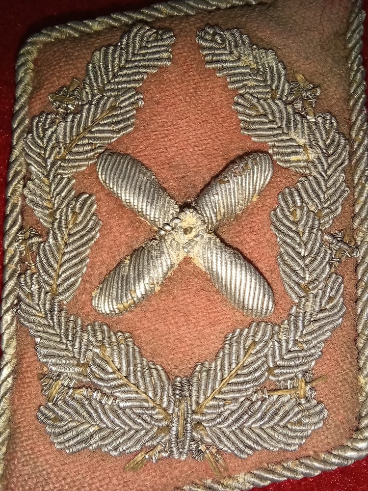 Third Reich Luftwaffe Flight-Oberst Engineer Collar Tab