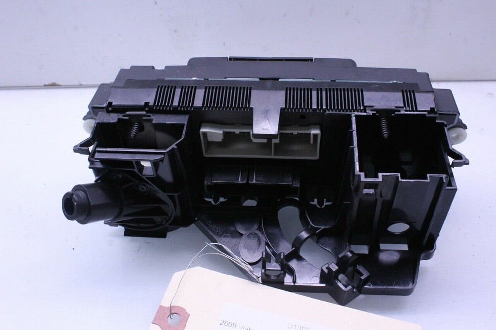 Volkswagen Jetta Passat Climate Temperature Control Panel OEM
