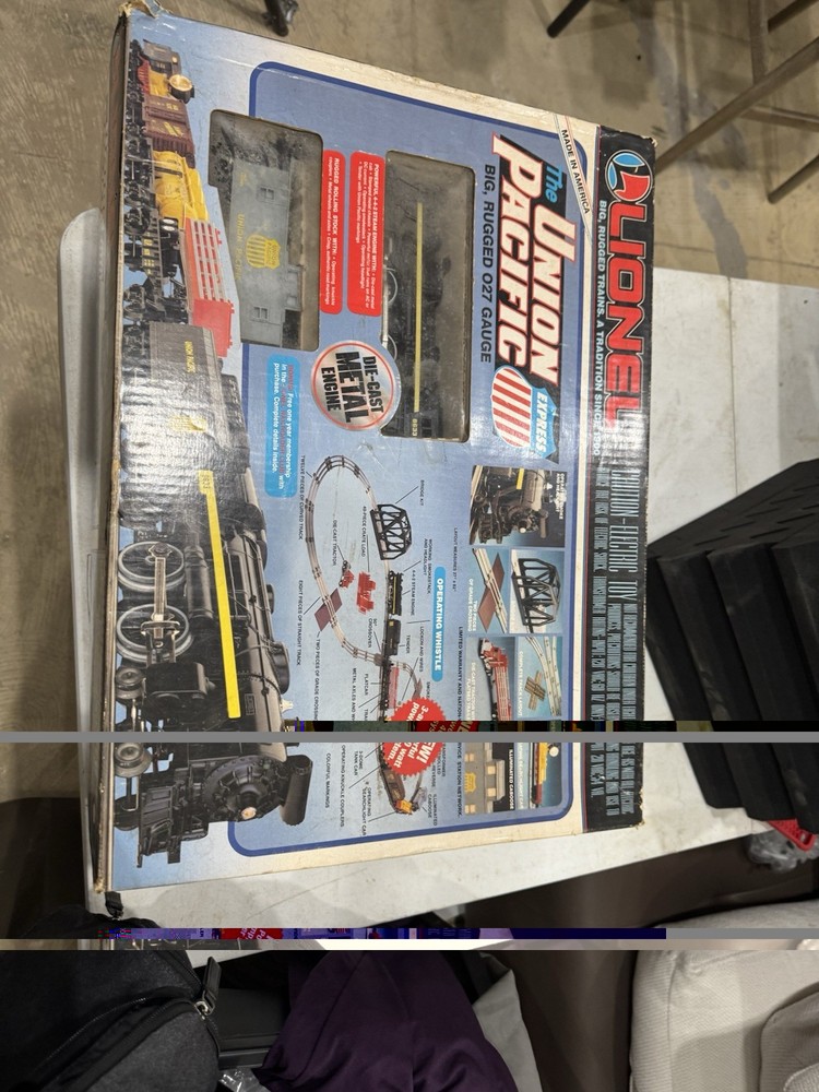 Lionel 6-11736 Union Pacific Express Train Set
