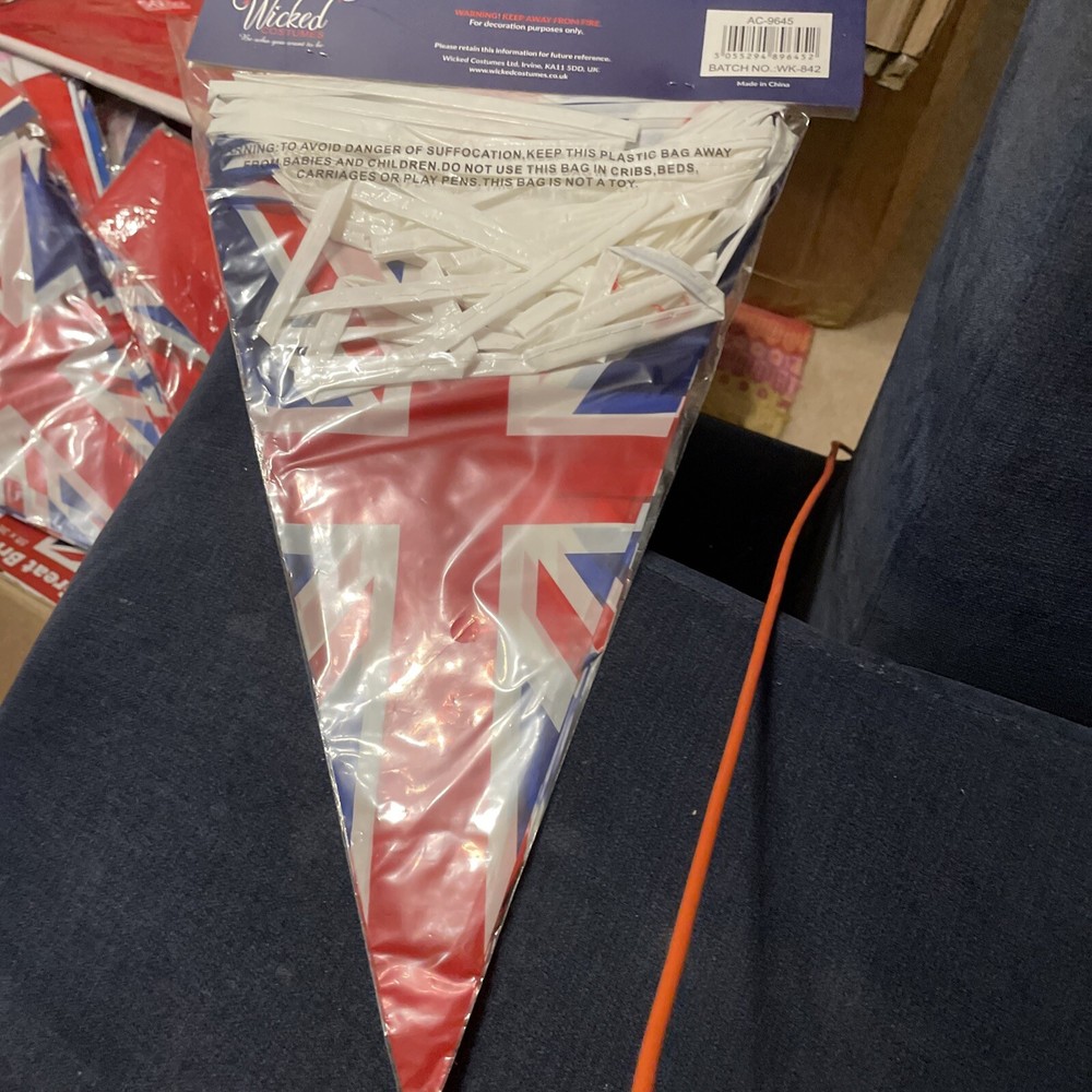 Wicked Costumes Great Britain bunting