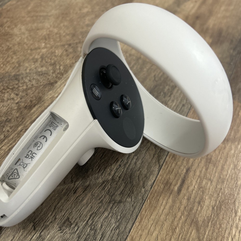 Meta Oculus Quest 2 LEFT Controller - Good Condition - Stick Drift -