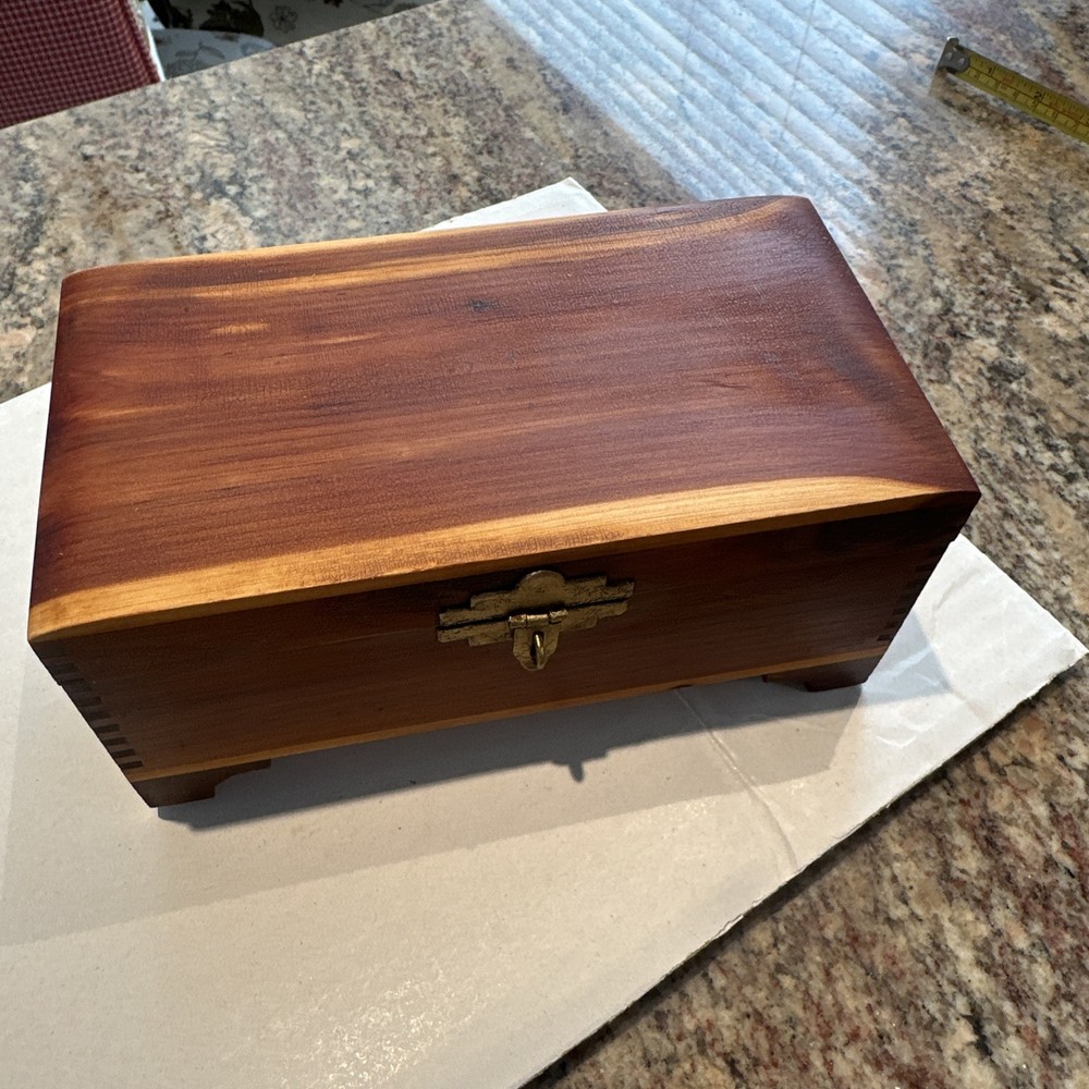 Cedar Chest - Miniature - VTG