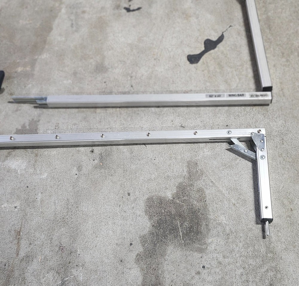 Da-Lite Fast Fold 5'x7' Front Projection Video Screen in Case - Very Clean