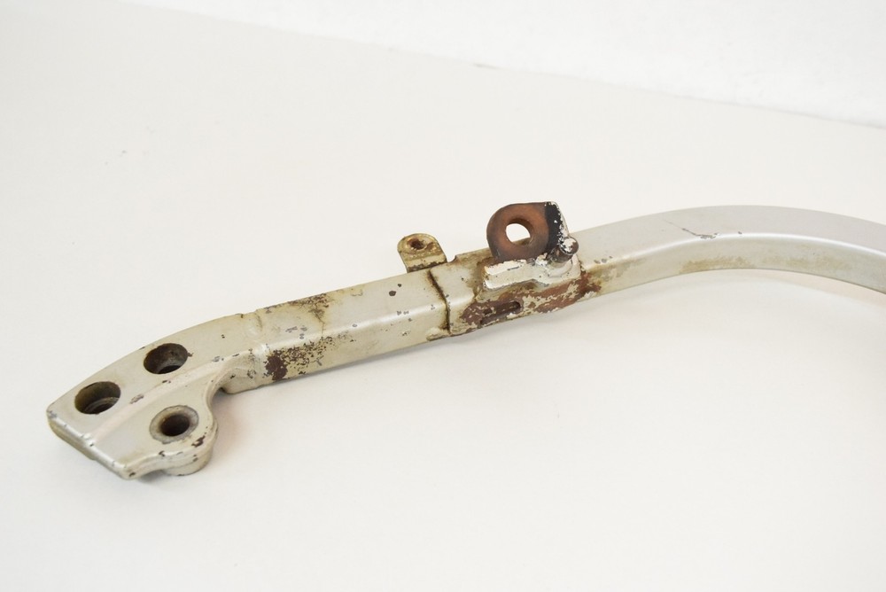 HONDA 1986 VF500F VF 500 INTERCEPTOR FRAME LOWER ENGINE SUPPORT RAIL BRACKET
