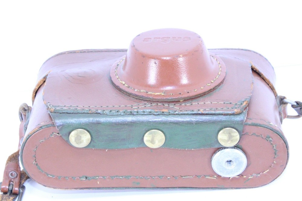 Vintage Argus C3 Brick Rangefinder Camera With Case