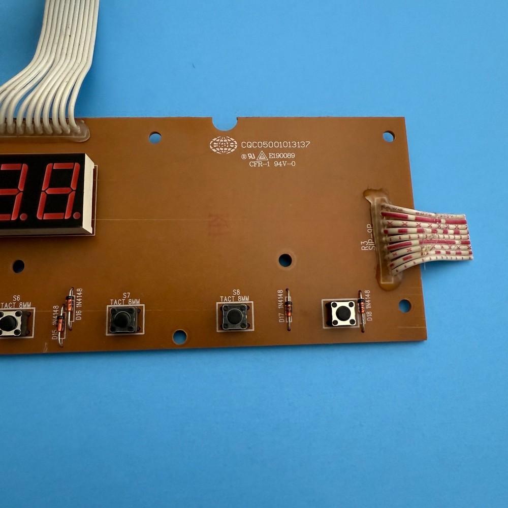 M-AUDIO Oxygen 61 MIDI Keyboard Used Replacement Part: Display Circuit Board PCB