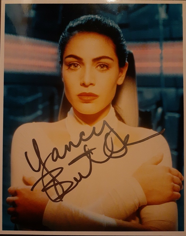 Yancy Butler signed 8x10