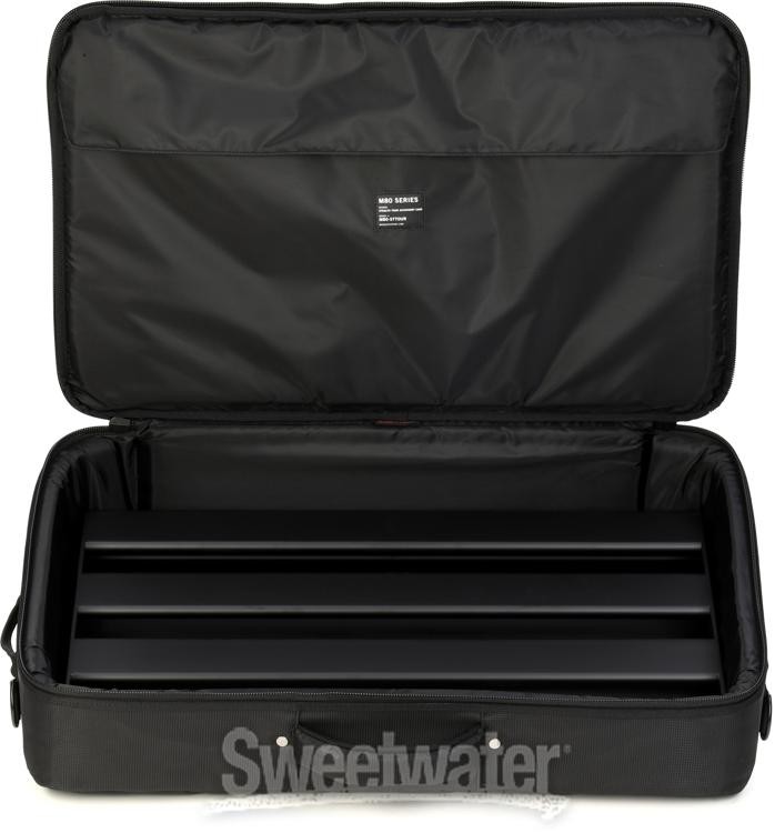 MONO Pedalboard Rail with Stealth Club Case - Medium
