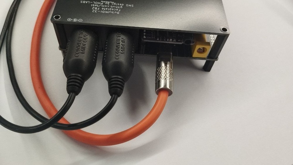 BulkyMIDI-32 – MT-32 Emulator & Modular MIDI Interface for Retro Computers