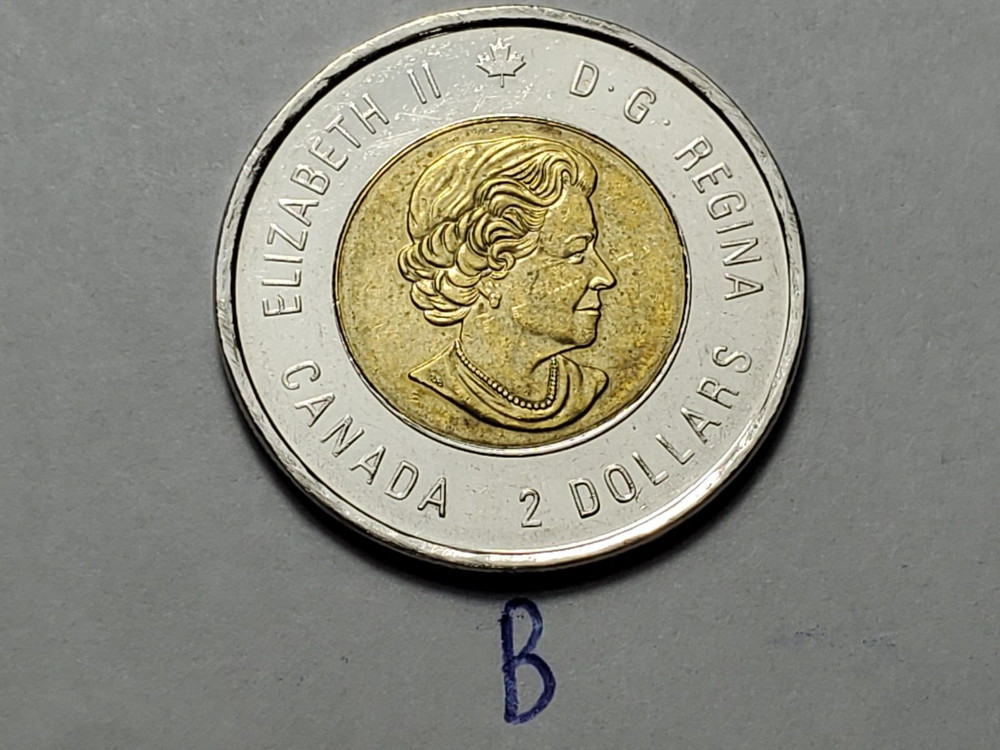 2017 CANADA Remember VIMY 2 Dollar Toonie Coin TB2