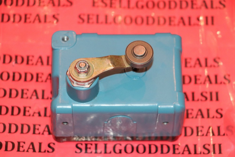 Honeywell OP-AR400 Limit Switch New