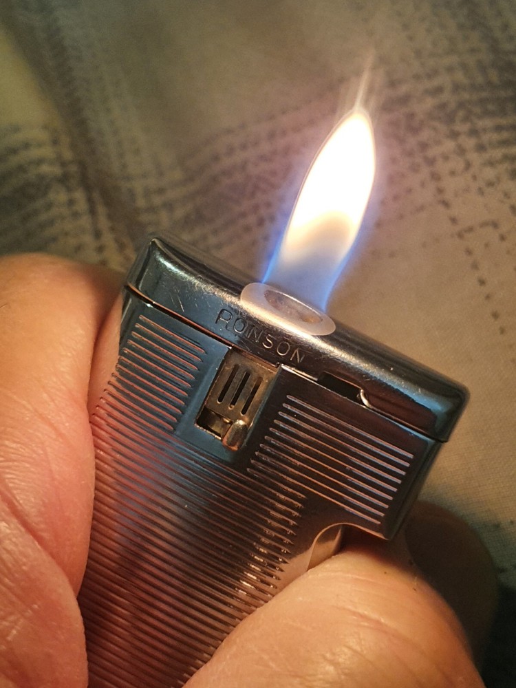 Ronson Varaflame Comet Cigarette Lighter metallic horizontal stripes serviced